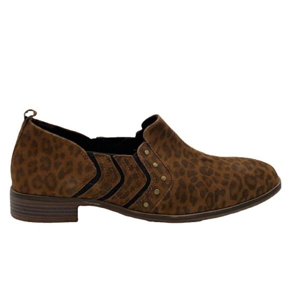 Clarks studded slip on booties-Trish Bell Leopard size 7 - Picture 2 of 11